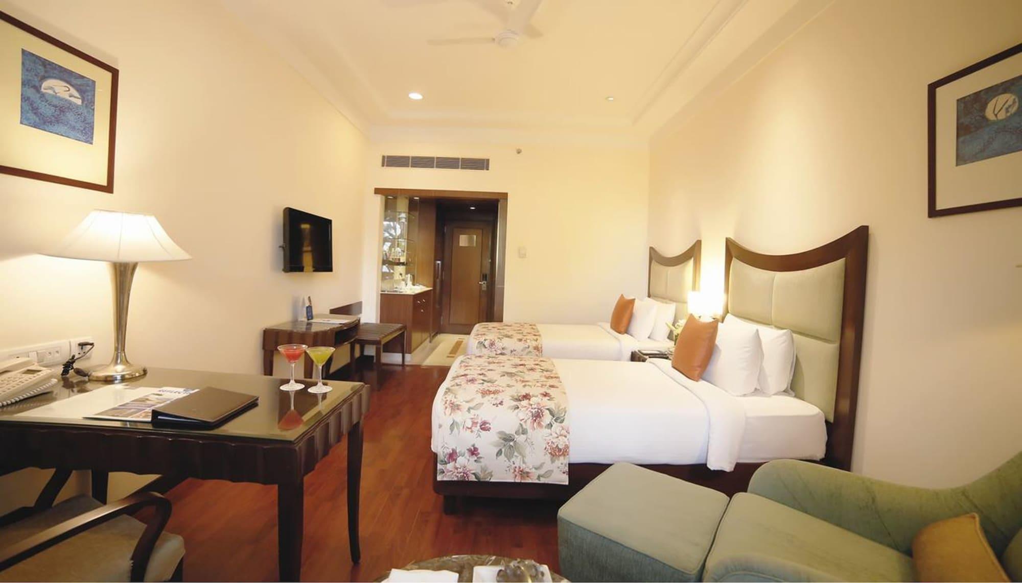 Muse Sarovar Portico Nehru Place Nova Deli Exterior foto