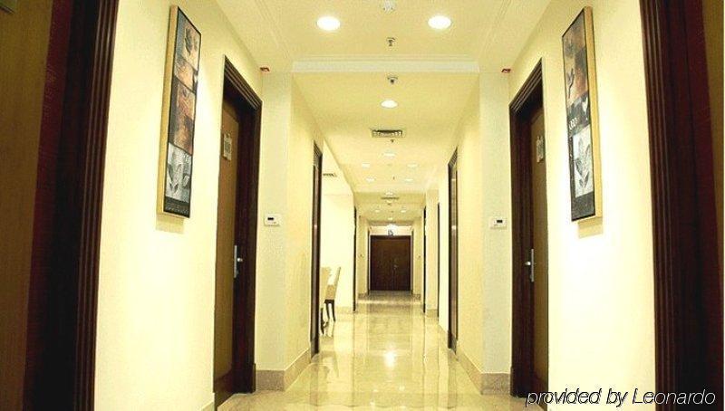 Muse Sarovar Portico Nehru Place Nova Deli Interior foto
