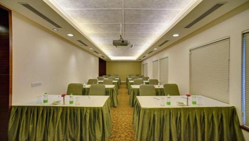Muse Sarovar Portico Nehru Place Nova Deli Exterior foto